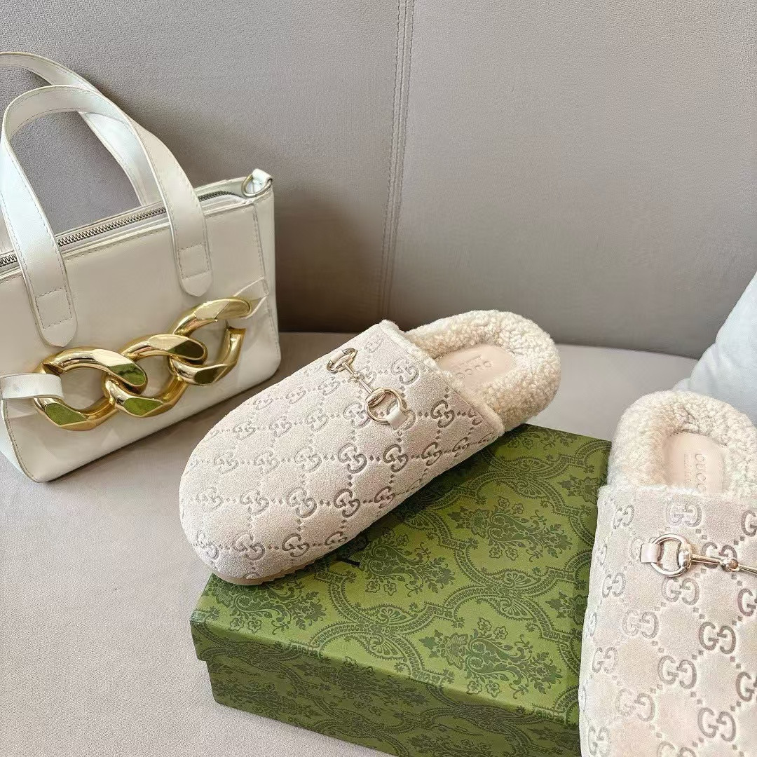 UA Gvc*1 Cotton Slippers
