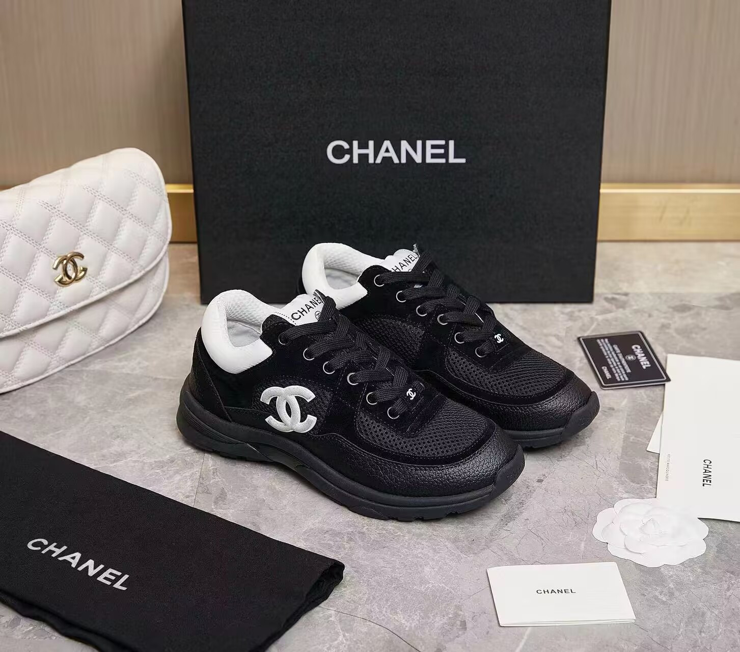 UA Ch**el SNEAKER