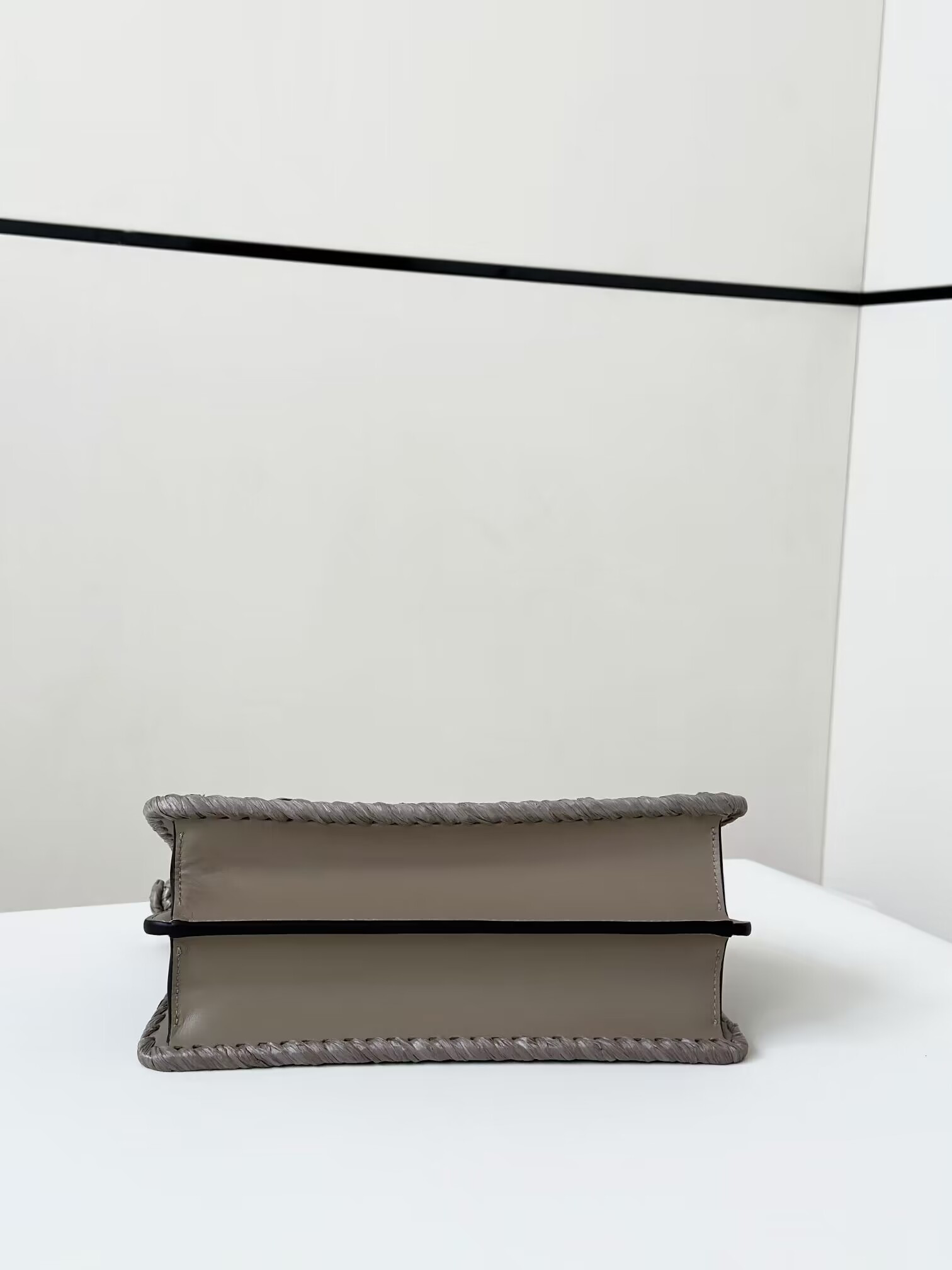 F**di Peekaboo Iseeu 27x11×20cm