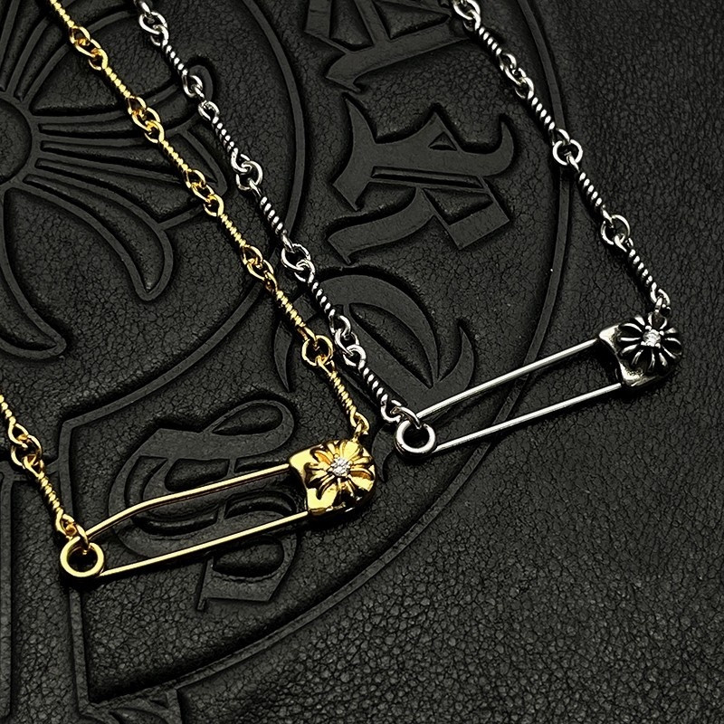Ch*0me He**ts Twisted Chain Necklace (Chain length 45+5cm)