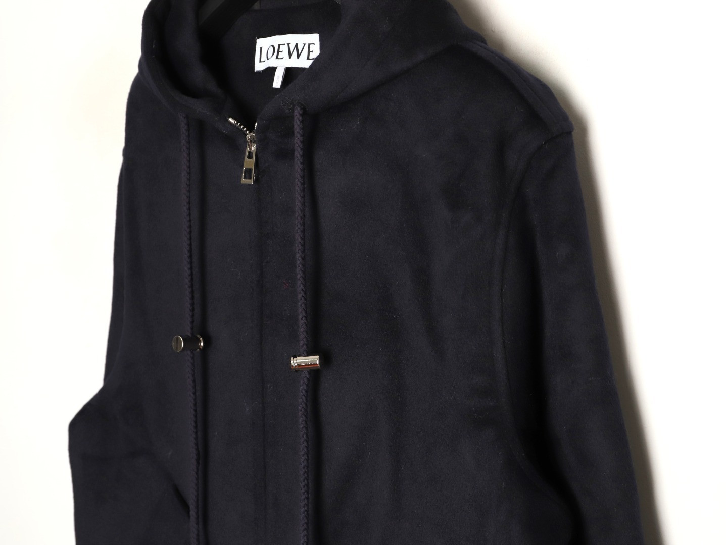 L0ew* Coats