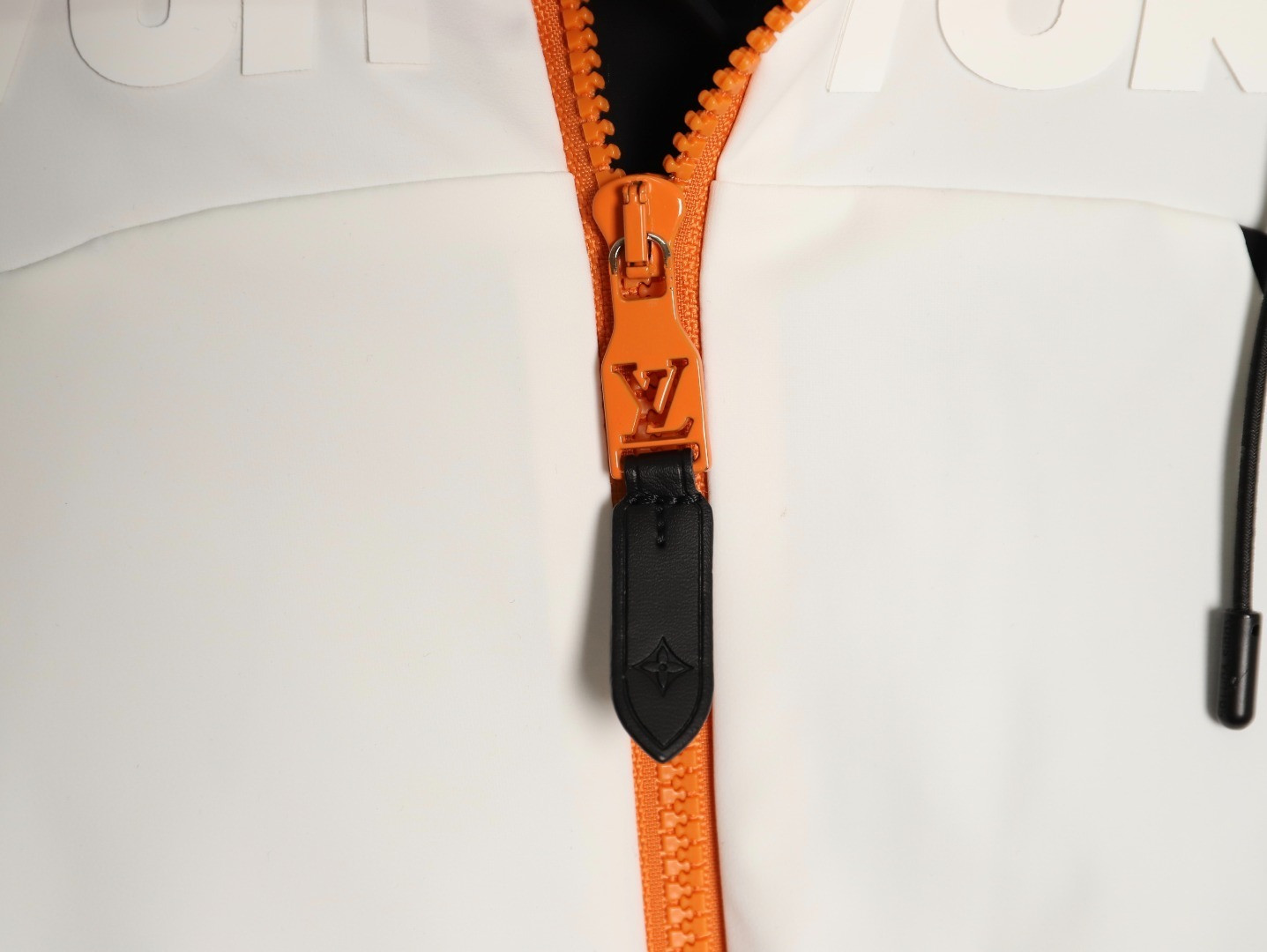 L0vis Vvtt0n 25FW Padded jacket