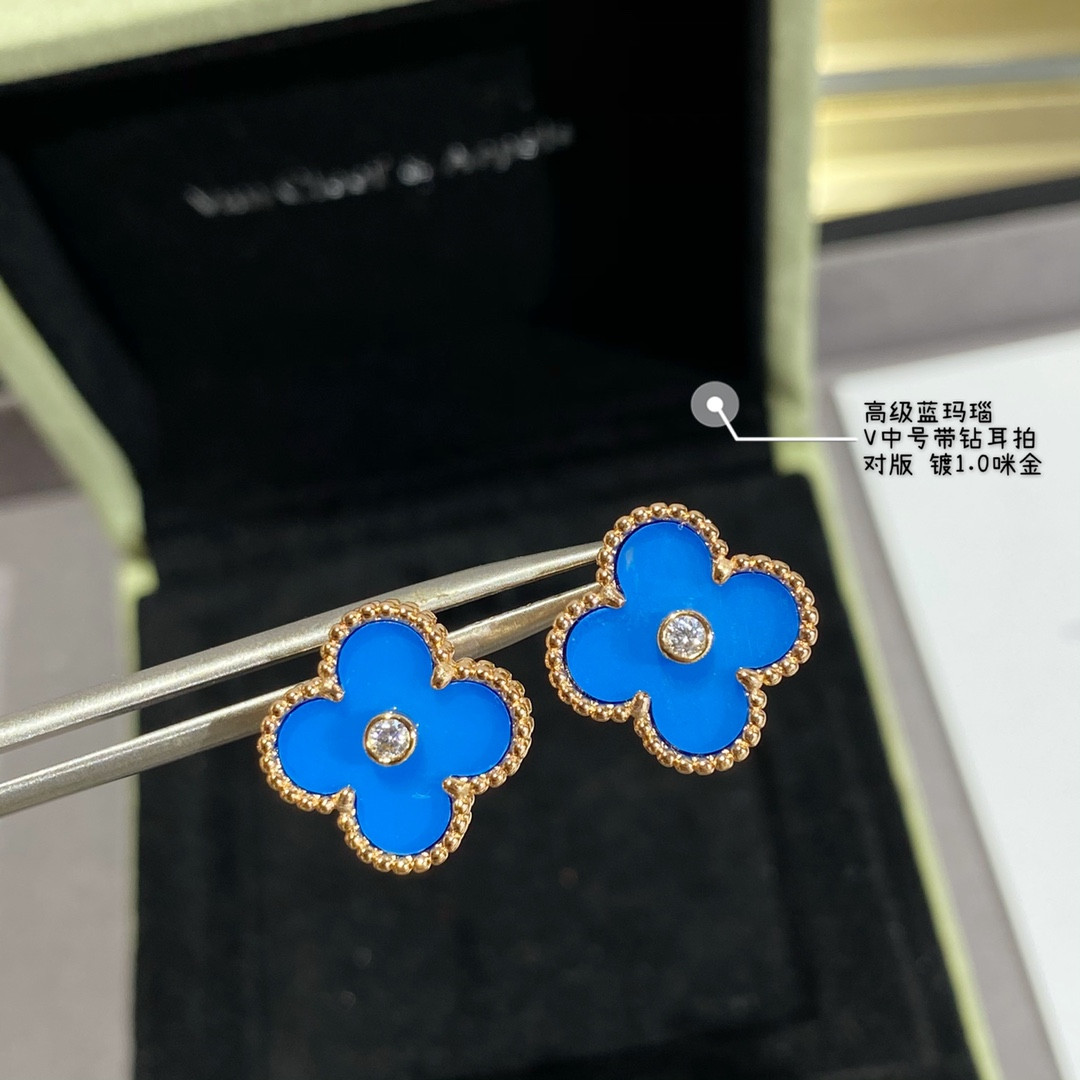 V*n Cl**f & Arpels Sapphire Blue Agate D1am0nd Four-Leaf Clover Earrings