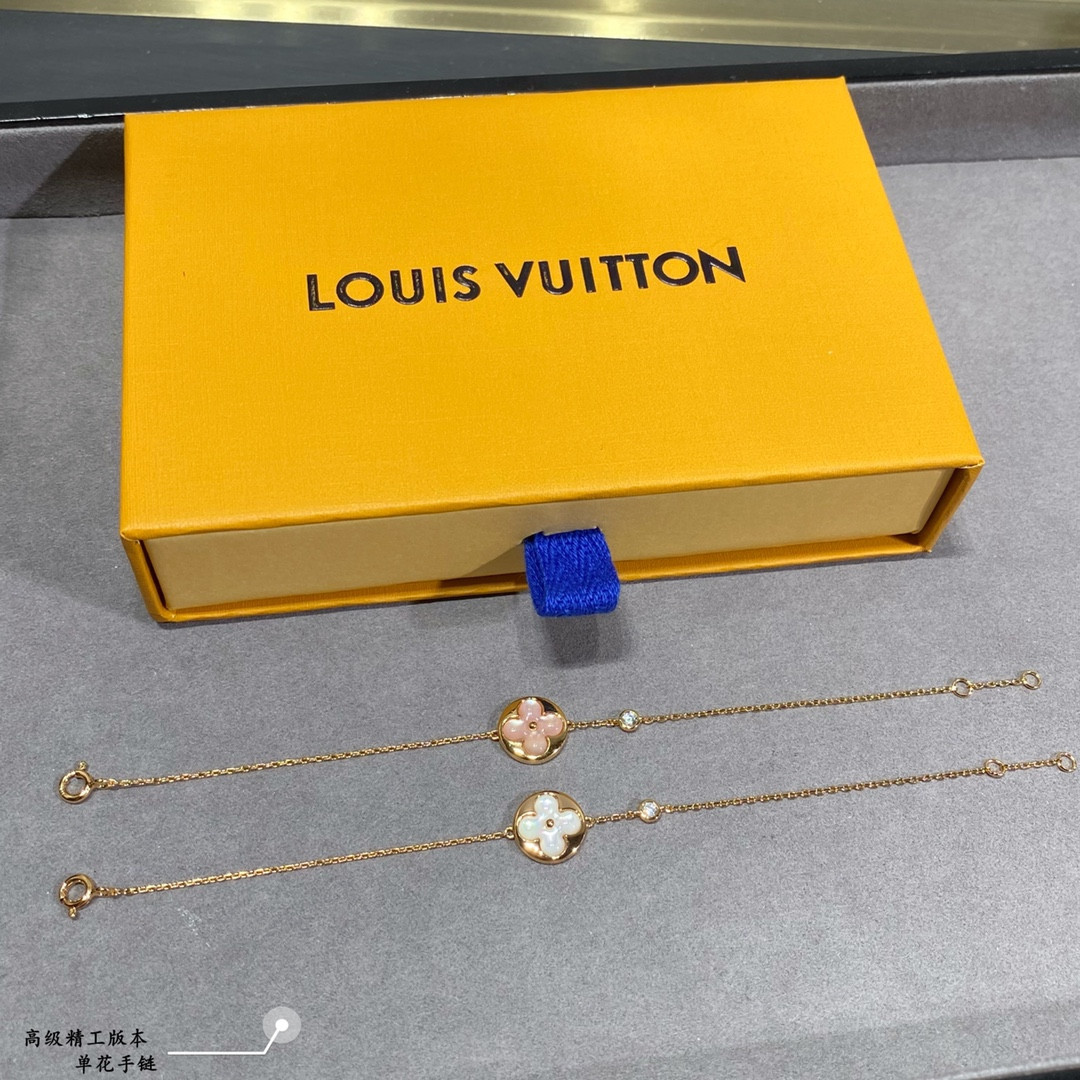 L0vis Vvtt0n Single Flower Bracelet