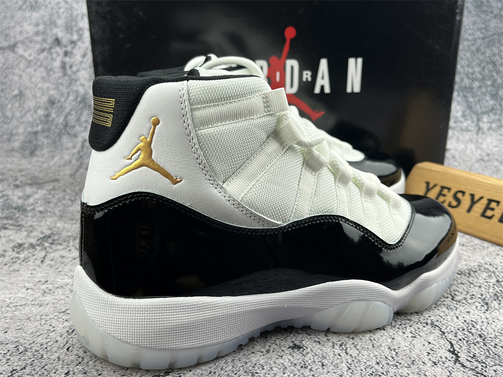 UA AIR JORDAN 11 RETRO 