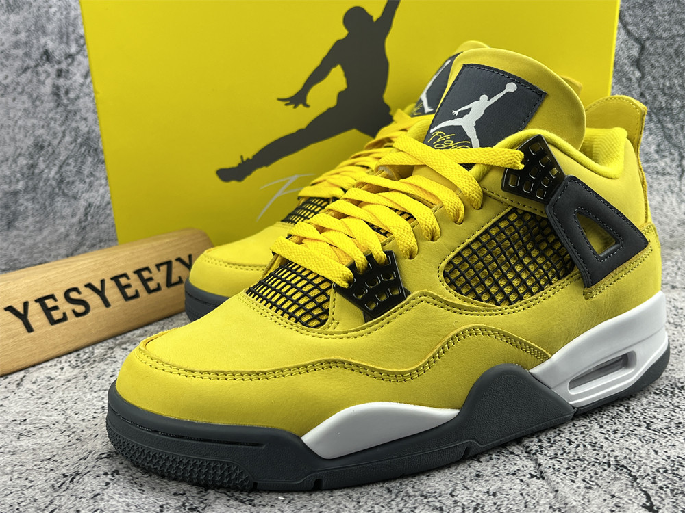 UA AIR JORDAN 4 RETRO 'LIGHTNING' 2021