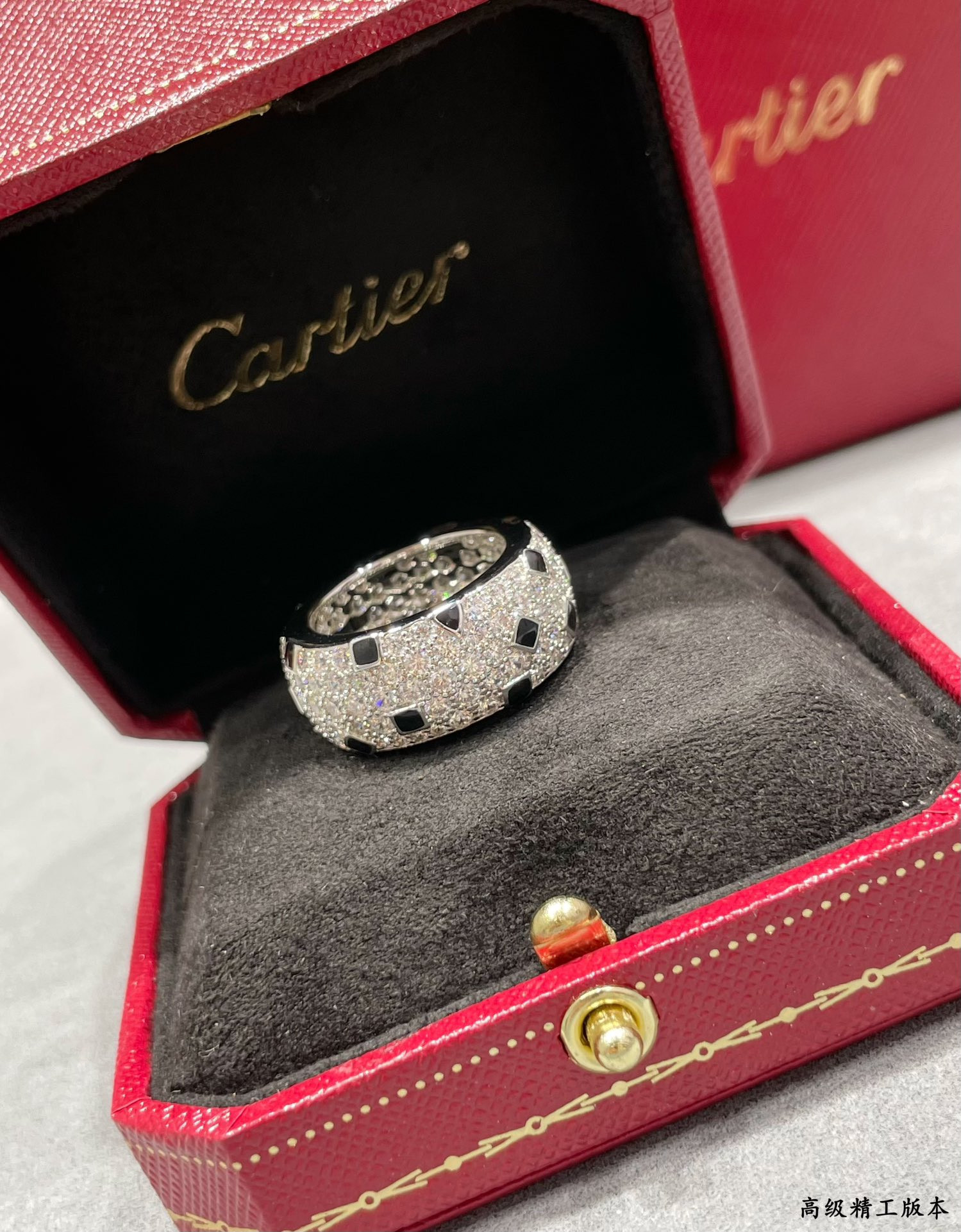 Ca*t1er spotted leopard ring