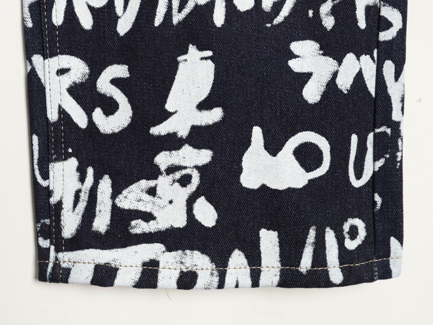 L0vis Vvtt0n X Nigo LV Jeans