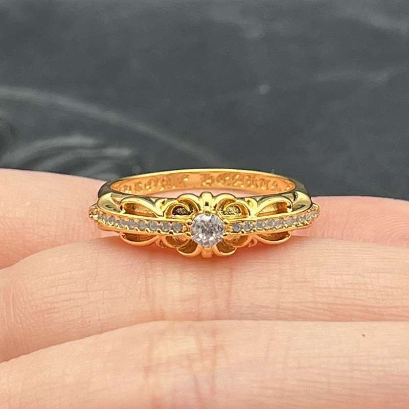 Ch*0me He**ts ring