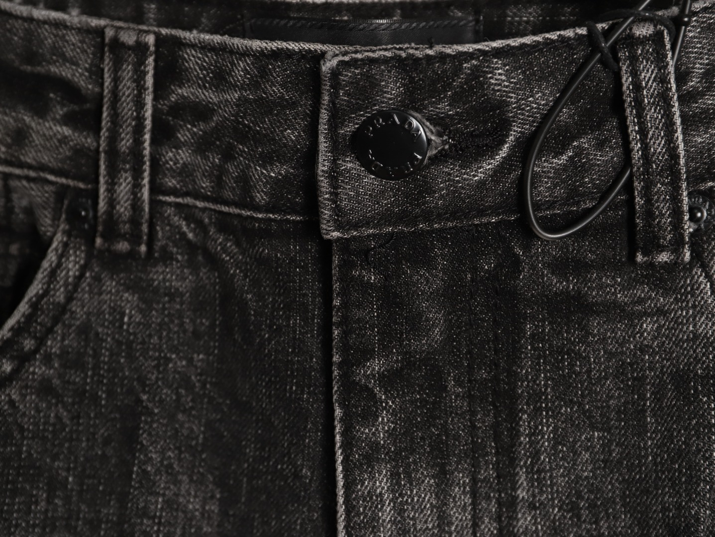 Pra*a Jeans
