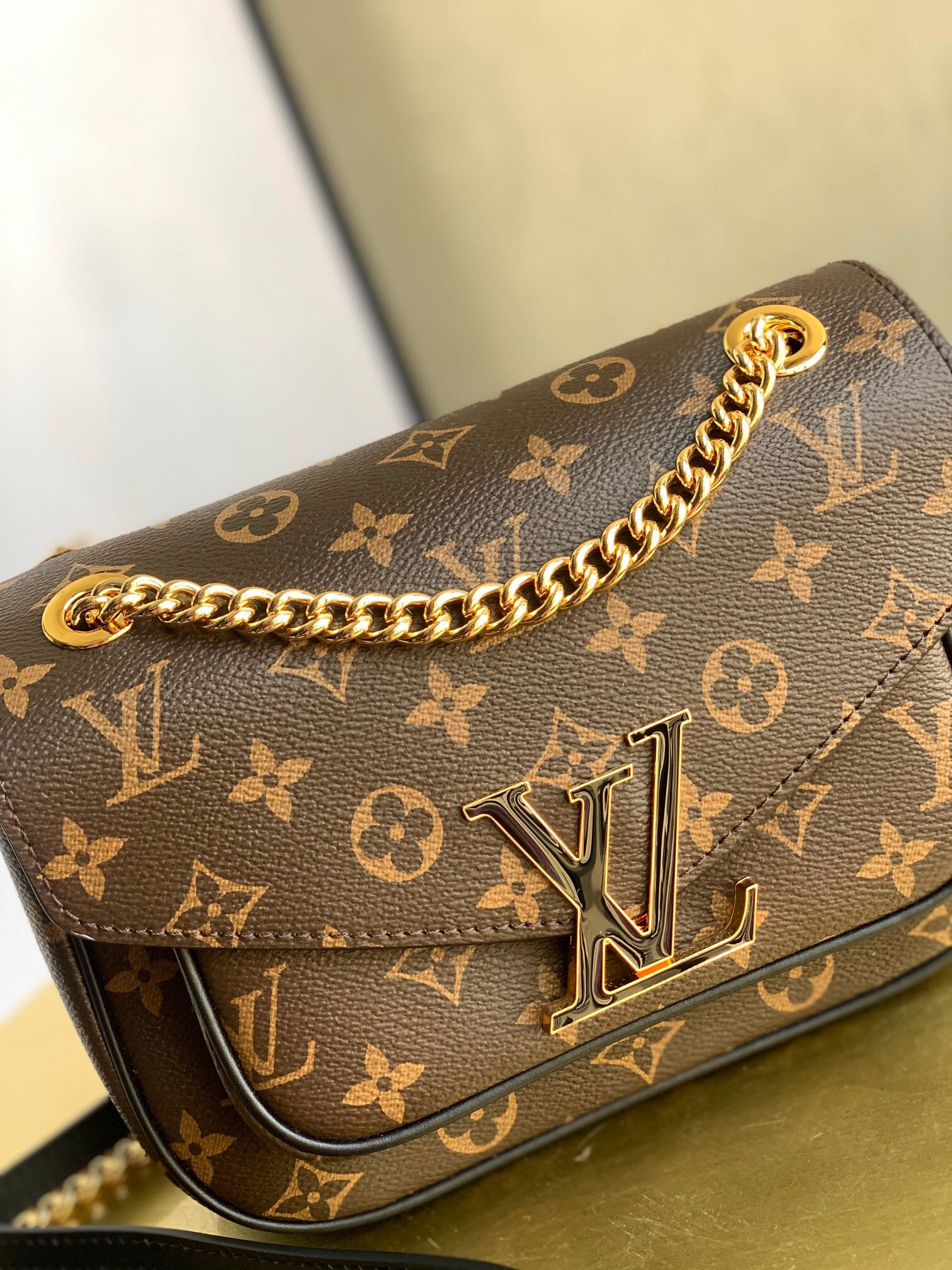 LV PASSY M45592