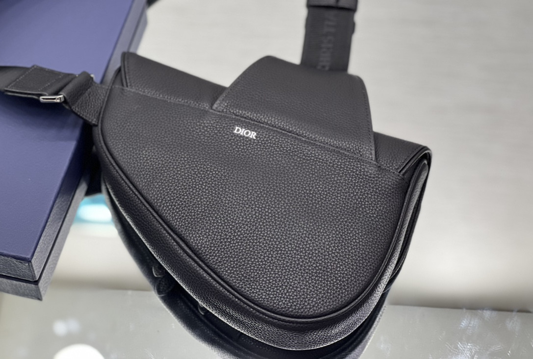 Chr1st1an D10r X SHAWN STUSSY Grained Calfskin Saddle 26 x 19 x 4.5 cm