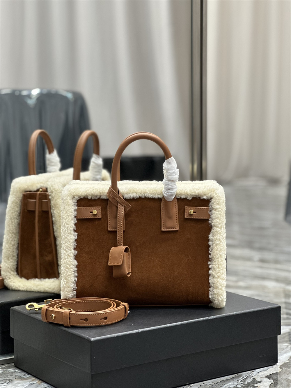 Y51 SAC DE JOUR S*pPLE NANO IN SUEDE AND SHEARLING DARK CIGAR AND NATURAL BEIGE