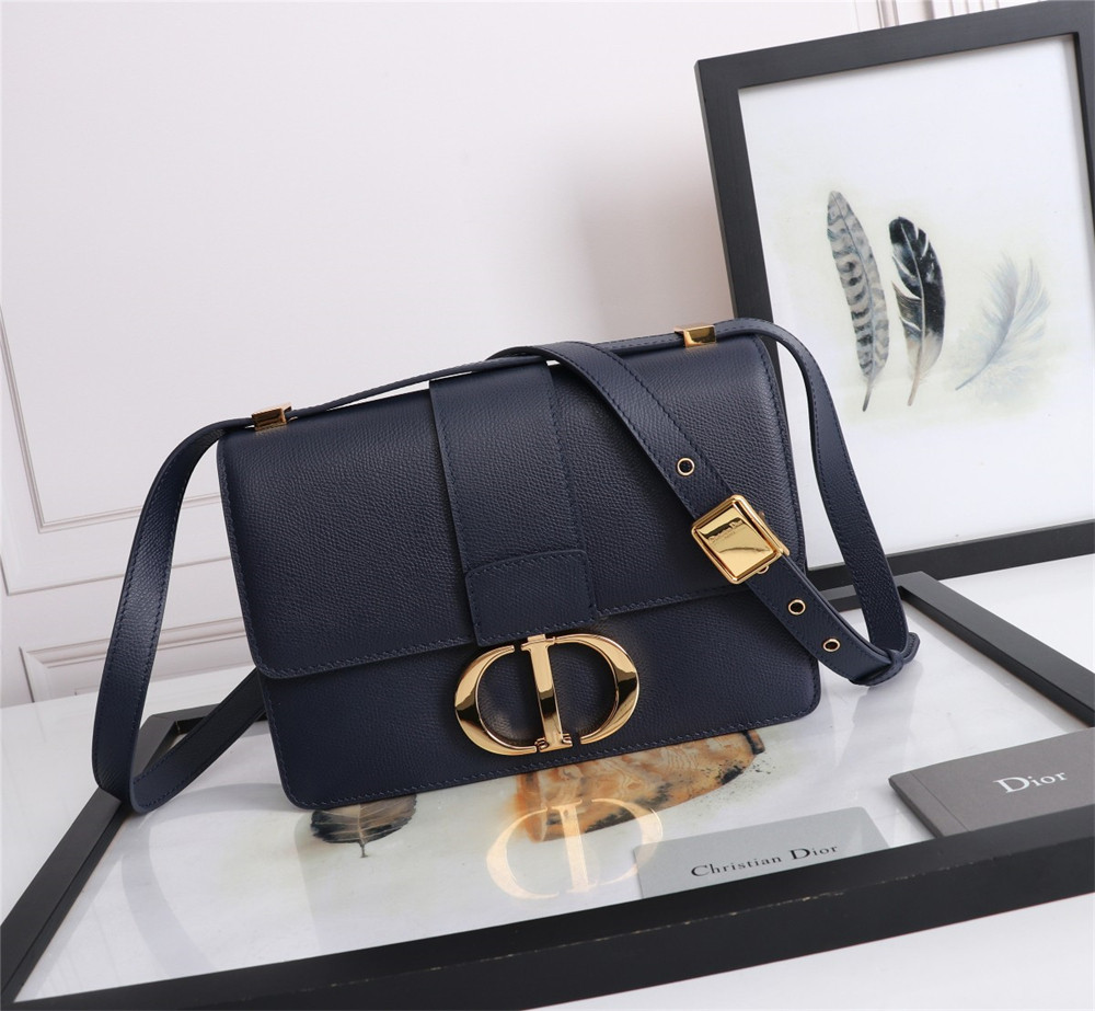D10r 30 MONTAIGNE CHAIN BAG Grained Navy