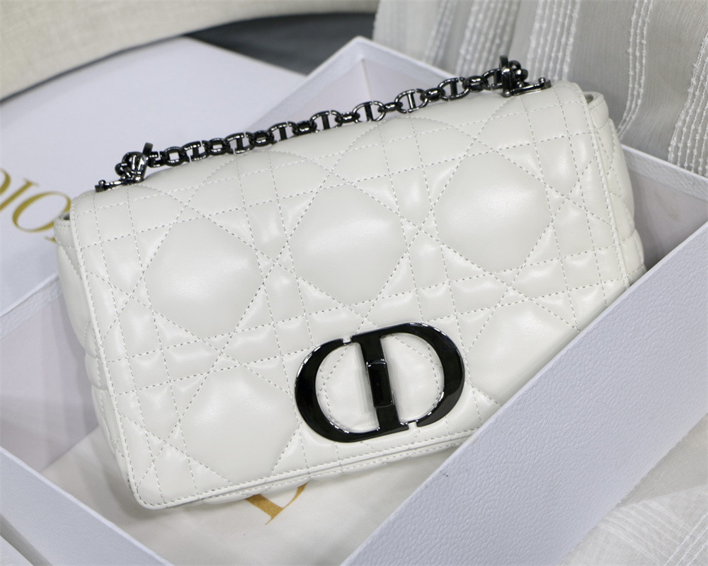 MEDIUM D10r CARO BAG IVORY S*pple Cannage Calfskin 25.5 x 15.5 x 8 cm