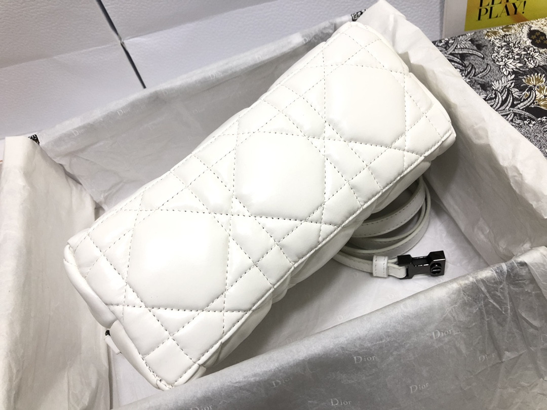 MEDIUM D10r TRAVEL NOMAD POUCH