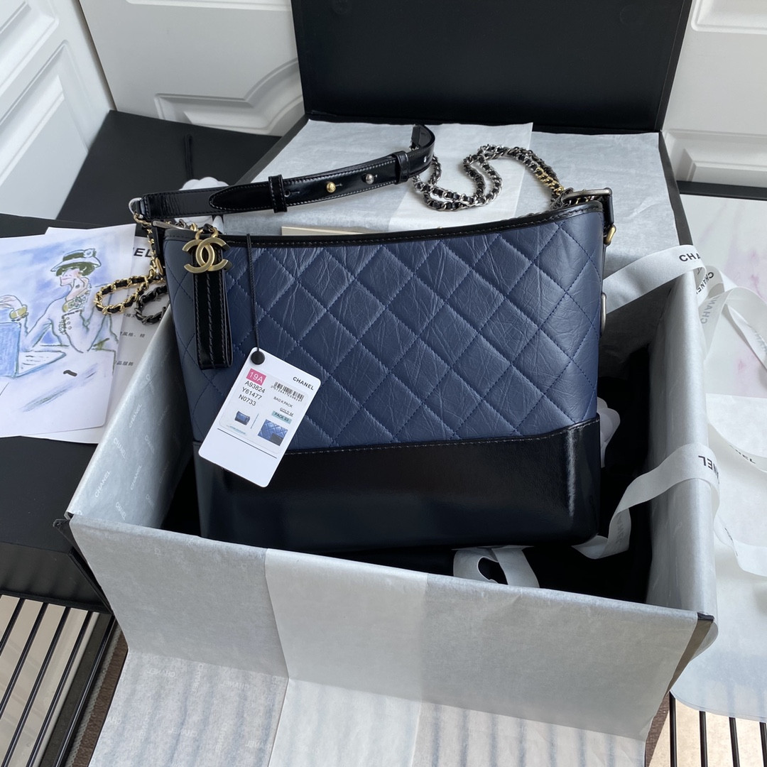 Ch**el Gabrielle MEDIUM BLUE BLACK 21 x 28 x 10cm