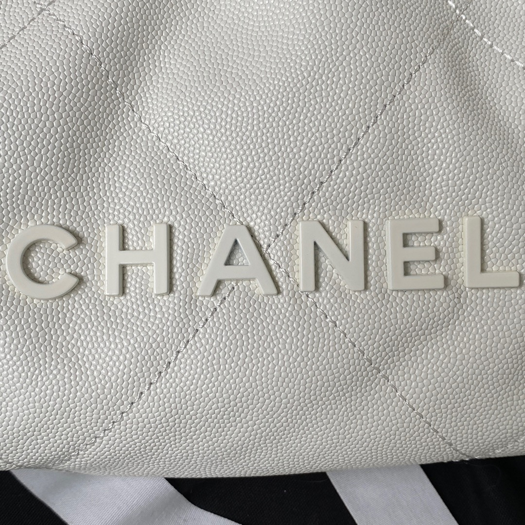 Ch**el 22 MINI HANDBAG GRAINED LEATHER WHITE 7.8 × 7.4 × 2.3 in