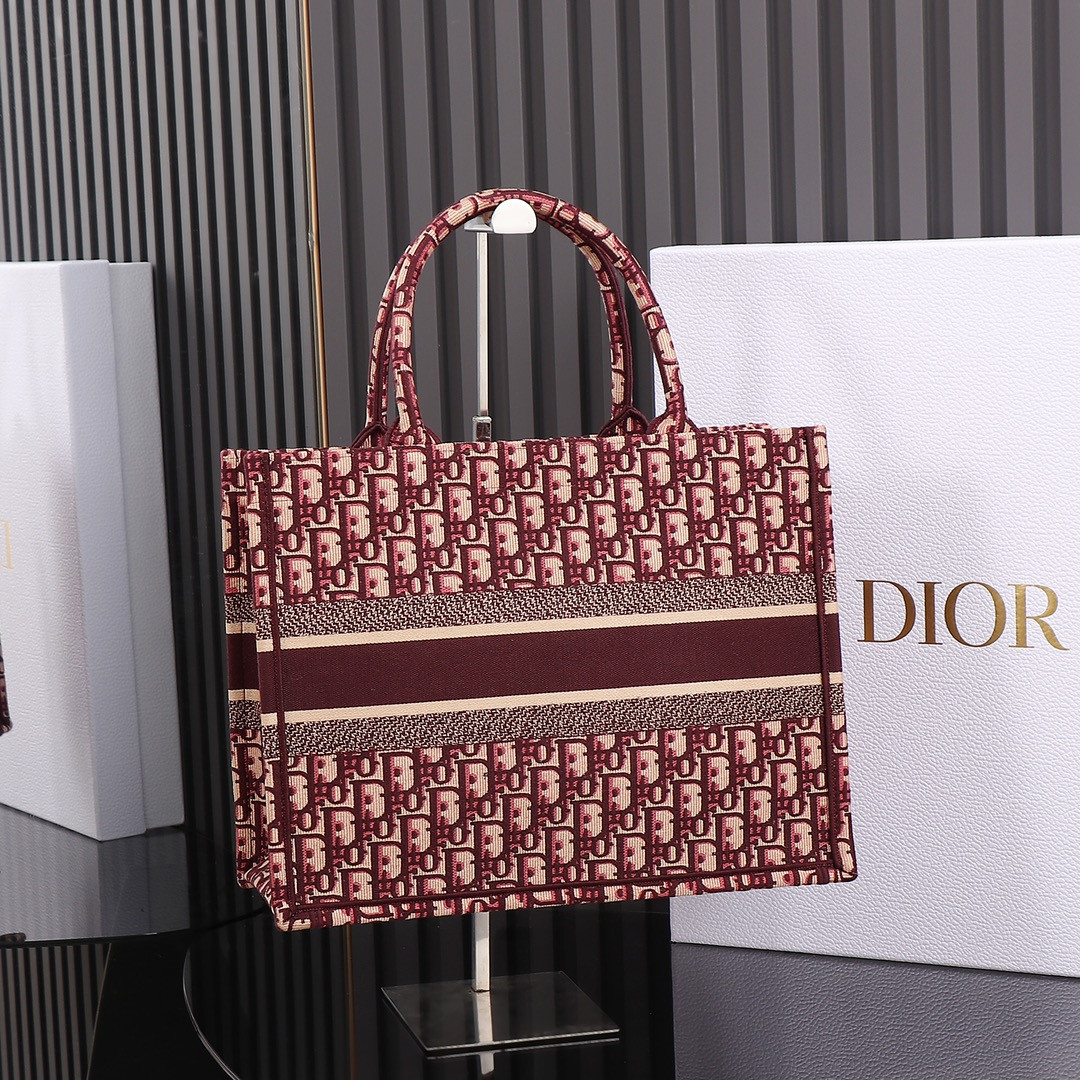 Medium D10r Book Tote Oblique Burgundy 14 x 11 x 6.5 inches
