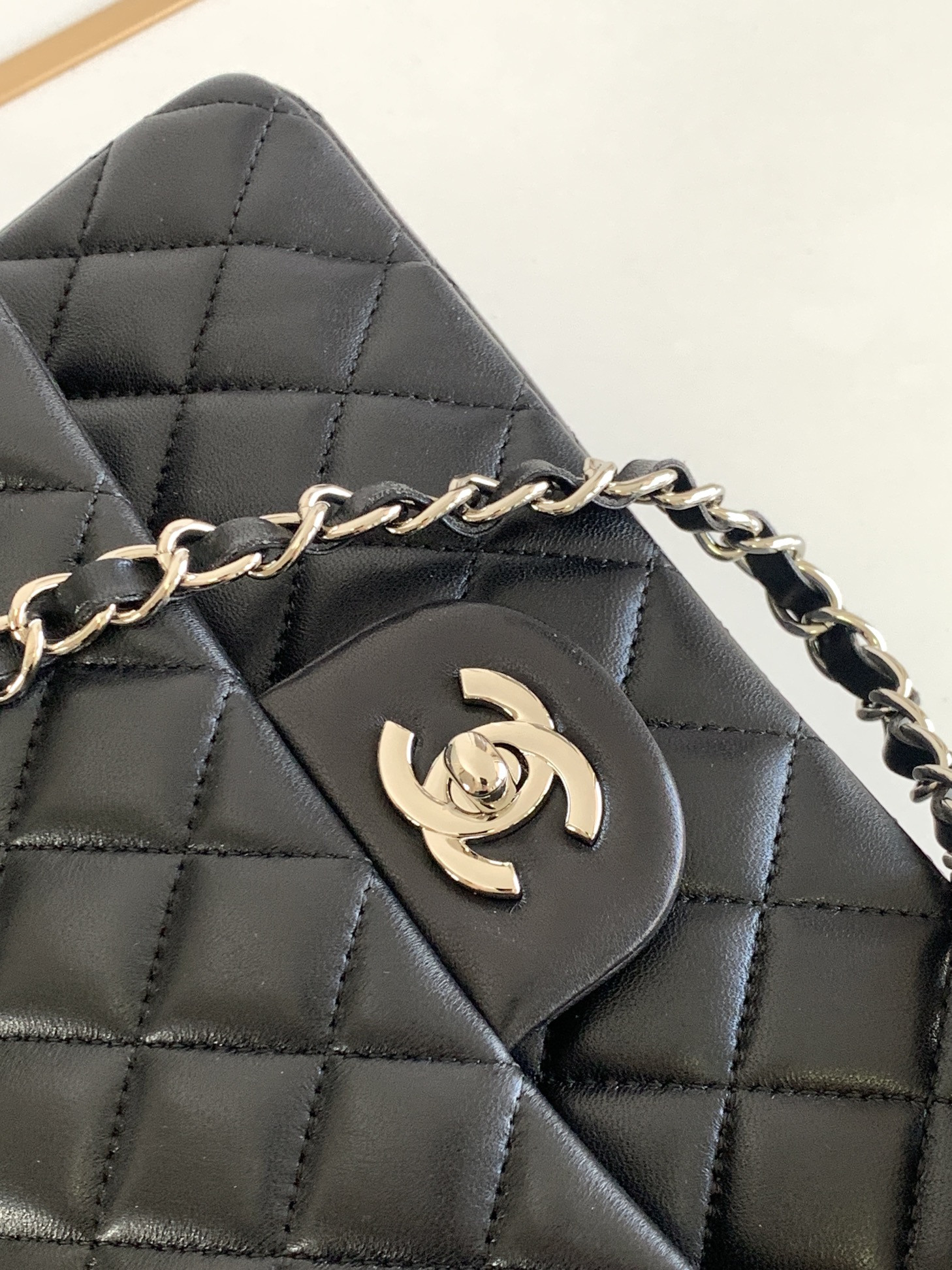 Ch**el CLASSIC HANDBAG GRAINED SHINY CALFSKIN & SILVER-TONE METAL BLACK 6 × 9.9 × 2.5 in