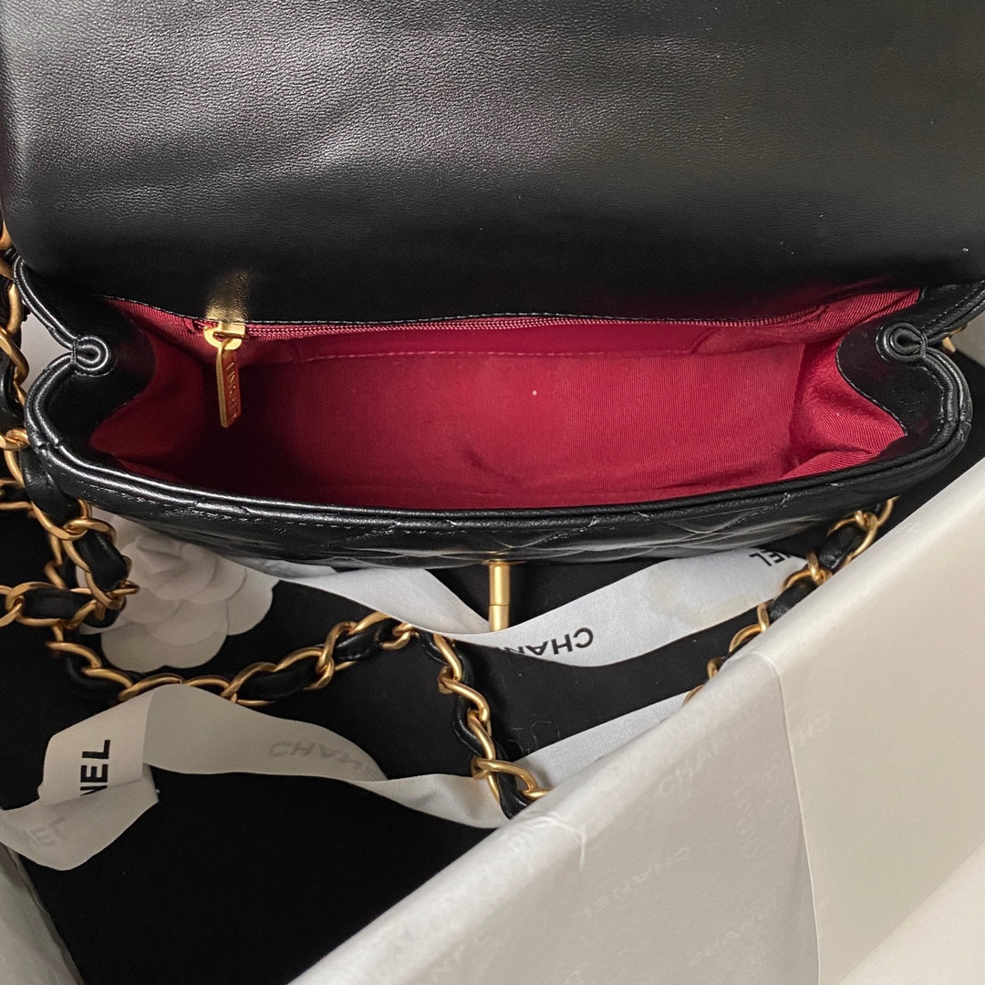 Ch**el SMALL CLASSIC HANDBAG GRAINED SHINY CALFSKIN & Gold-TONE METAL black 5.7 × 9 × 2.3 IN