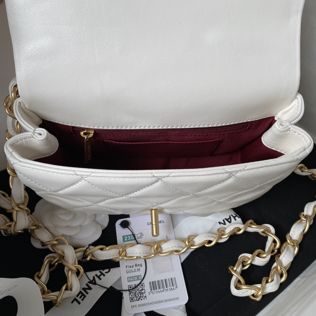 Ch**el MINI FLAP BAG WHITE 4.7 × 7.8 × 2.3 in