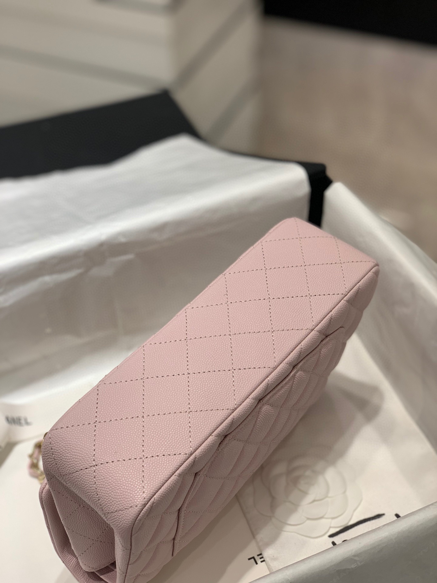 Ch**el CLASSIC HANDBAG GRAINED CALFSKIN & GOLD-TONE METAL LIGHT PINK 6 × 9.9 × 2.5 in