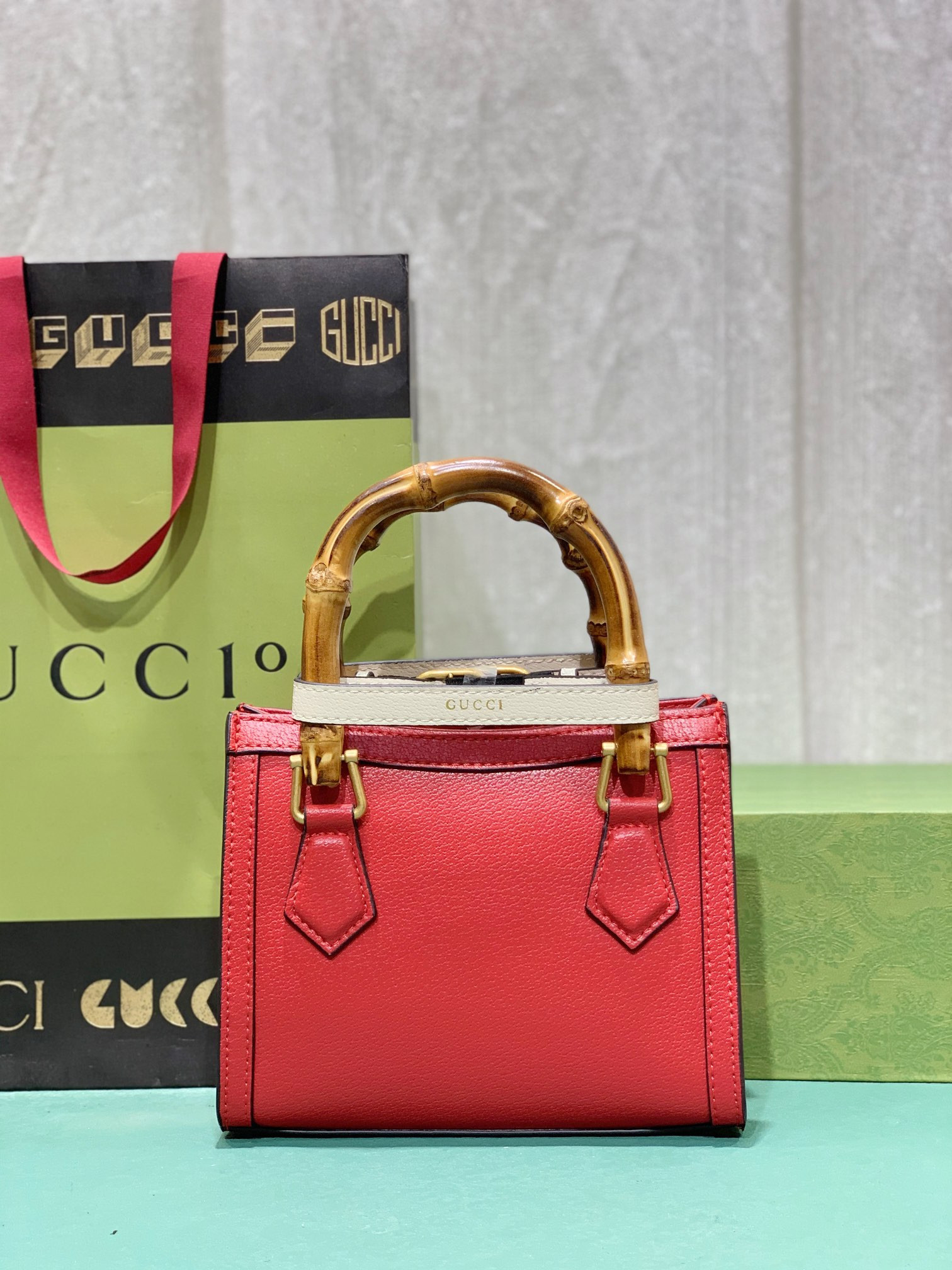 Gvc*1 DIANA MINI TOTE BAG Red 20W x 16H x 10D CM