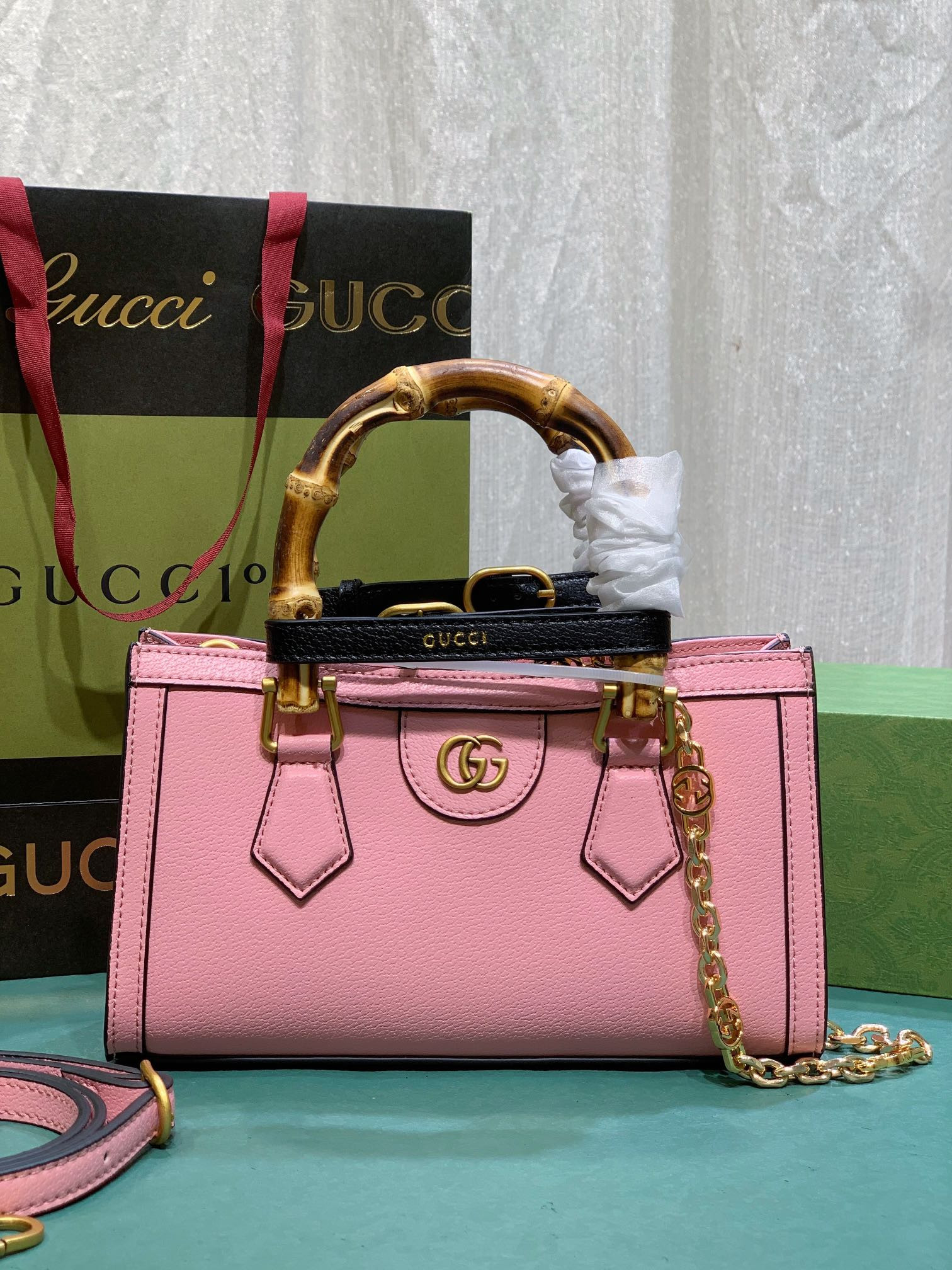 Gvc*1 DIANA SMALL SHOULDER BAG Pink 25W x 16H x 9D CM