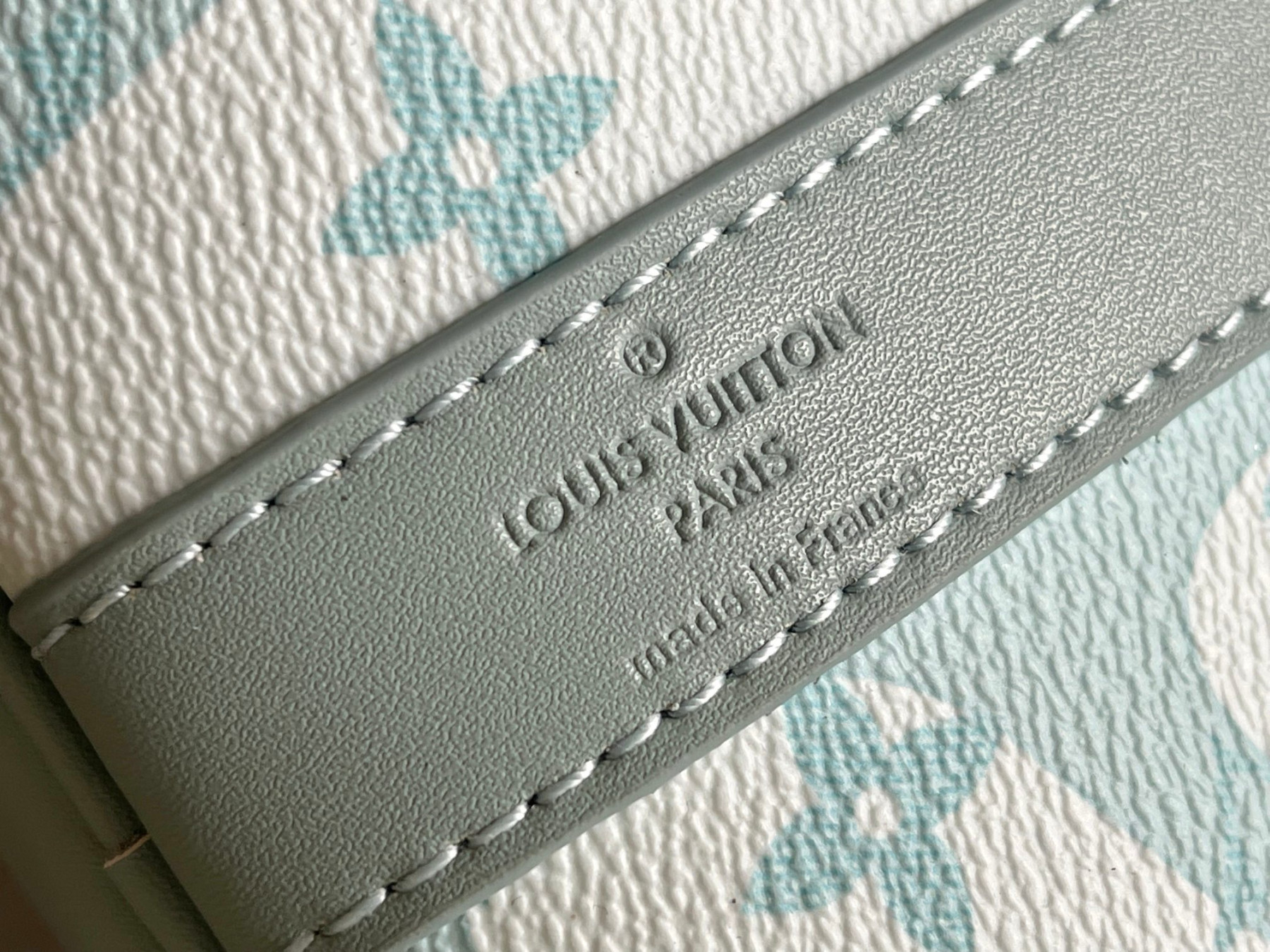 L0vis Vvtt0n Keepall Bandoulière 50 M22570
