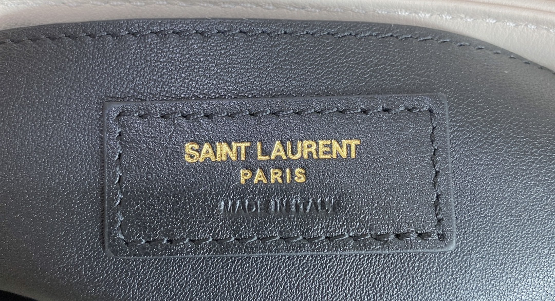 Y51 LOULOU SMALL IN QUILTED LEATHER WHITE GOLD 9 X 6.1 X 3.3 INCHES