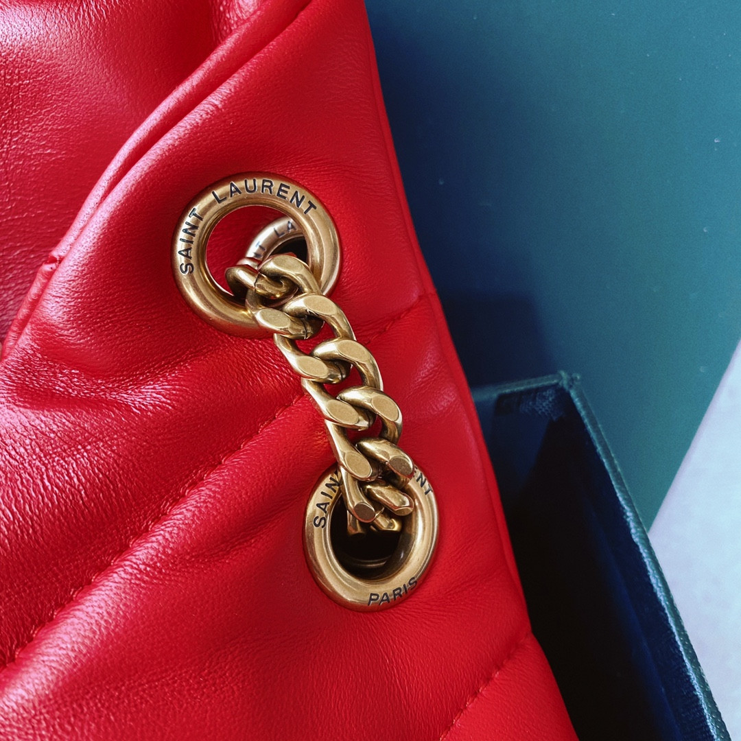 Y51 PUFFER SMALL IN NAPPA LEATHER RED 11.4 X 6.6 X 4.3 INCHES