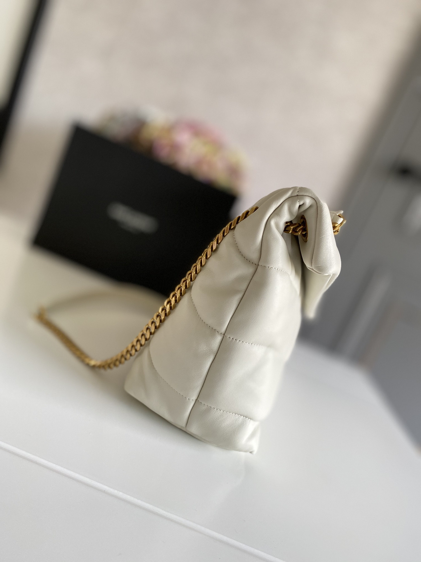 Y51 PUFFER MEDIUM IN NAPPA LEATHER WHITE 13.7 X 9 X 5.3 INCHES