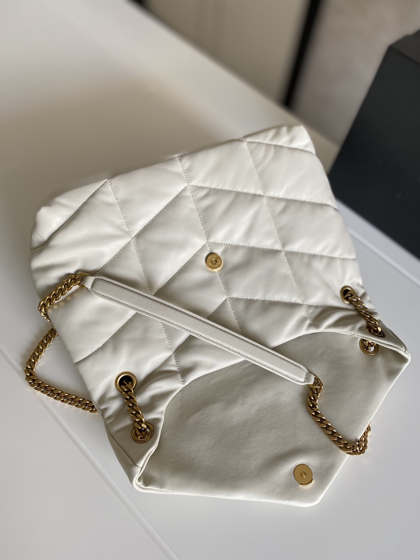 Y51 PUFFER MEDIUM IN NAPPA LEATHER WHITE 13.7 X 9 X 5.3 INCHES