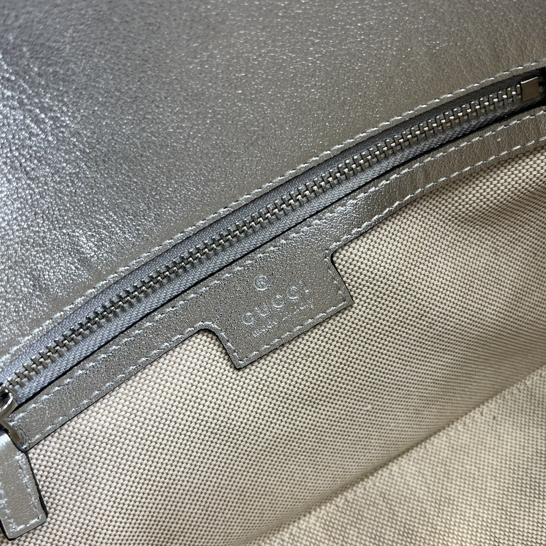 Gvc*1 HORSEBIT 1955 SMALL SHOULDER BAG Metallic silver 10.4"W x 6.7-4.1"H x 3.1-1.6"D