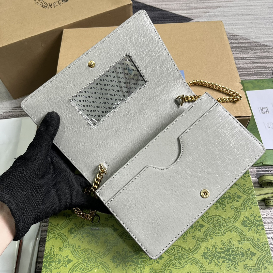 CHAIN WALLET WITH Gvc*1 SCRIPT LIGHT GREY 7.8"W x 5"H x 1.6"D