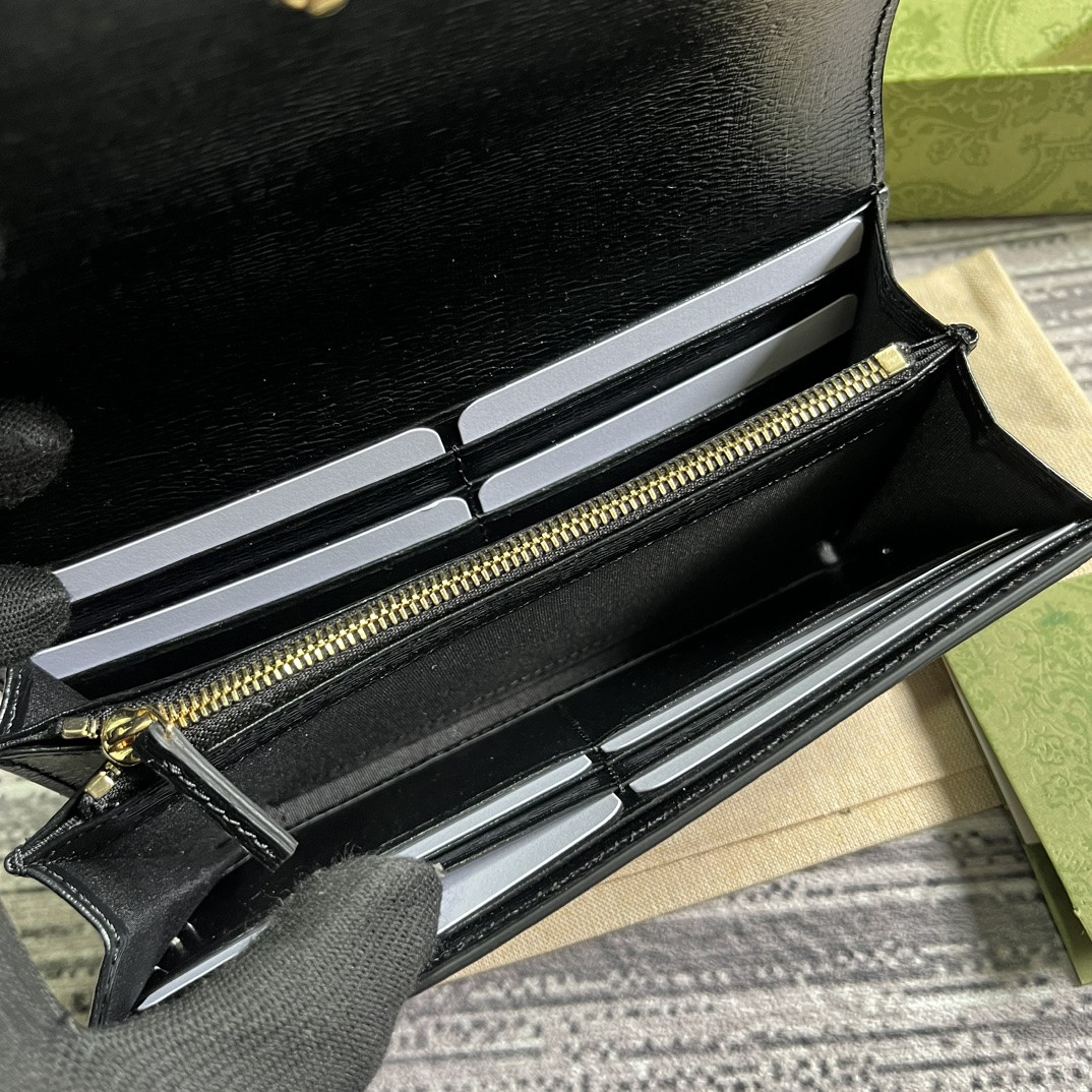 CONTINENTAL WALLET WITH Gvc*1 SCRIPT 7.5"W x 4"H x 1.4"D