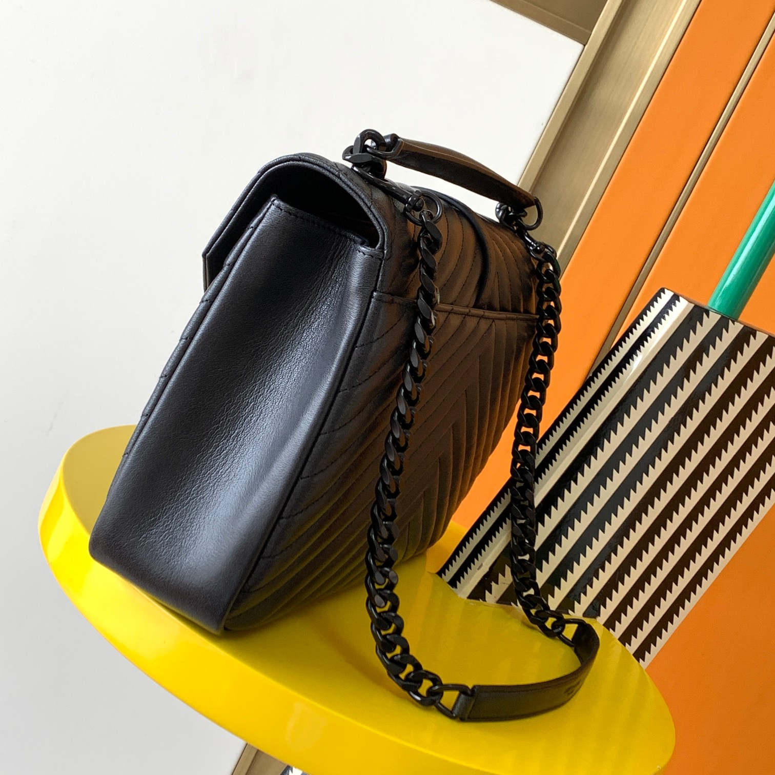 Y51 COLLEGE MEDIUM IN QUILTED LEATHER ALL BLACK 9.4 X 6.6 X 2.5 INCHES
