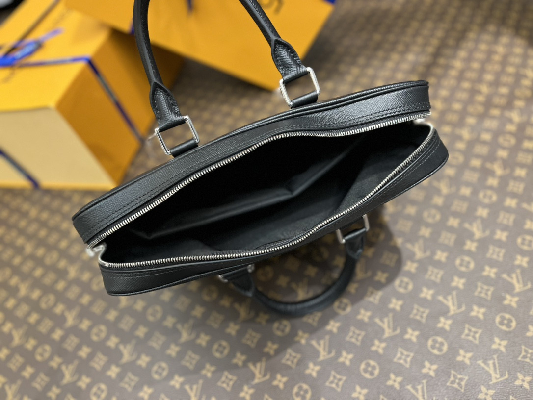 LV M30925 Porte-Documents Voyage PM 36.5 x 27.5 x 6 cm