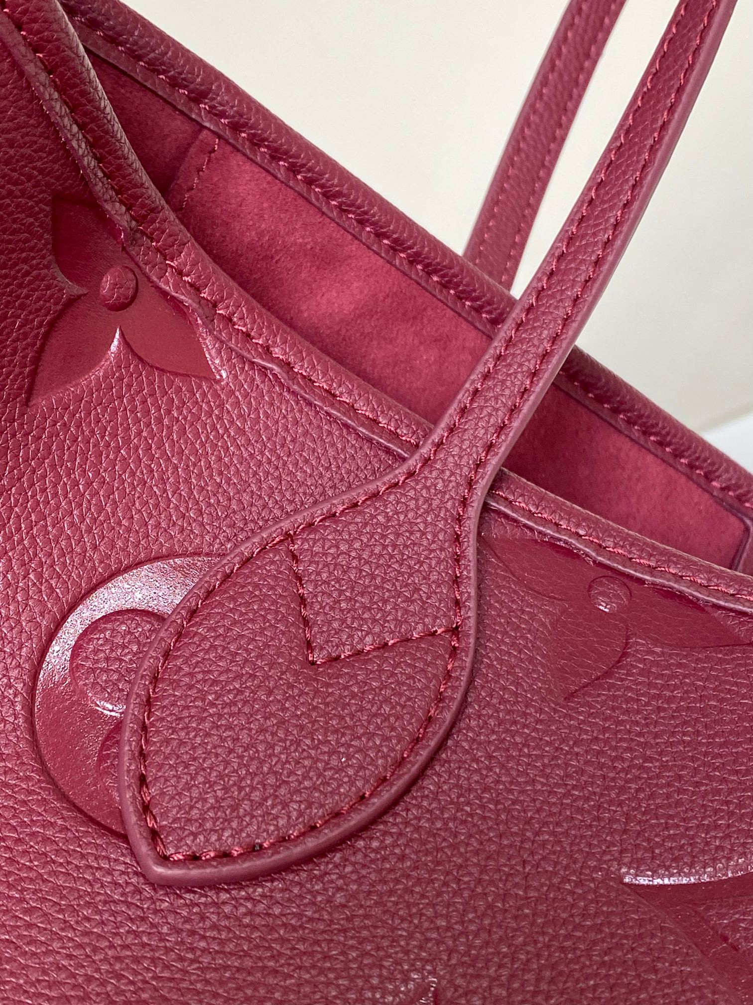 LV M46599 Neverfull MM 12.6 x 11.4 x 6.7 inches Without Box