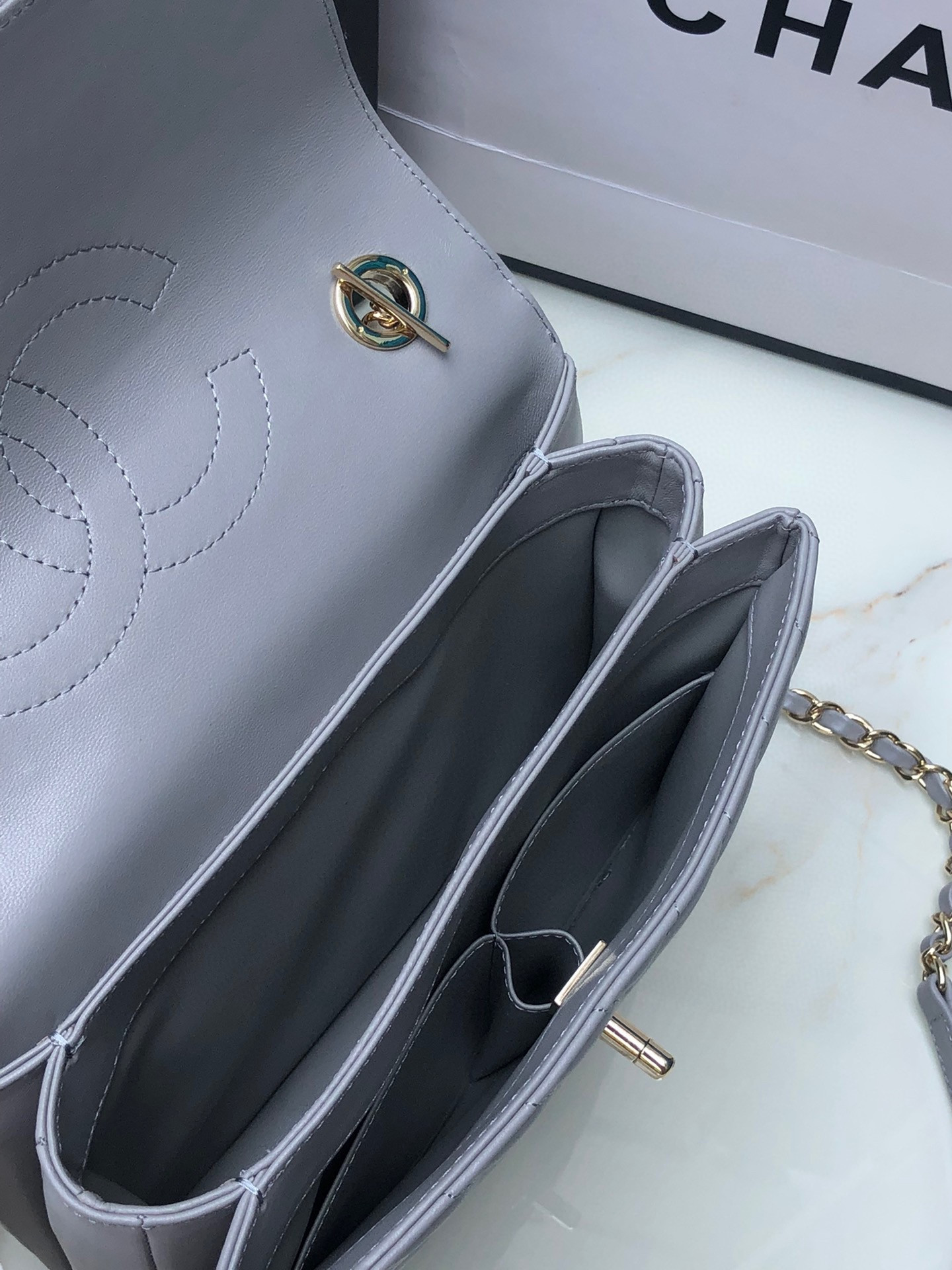 Ch**el FLAP BAG WITH TOP HANDLE GRAY 6.6 × 9.8 × 4.7 in