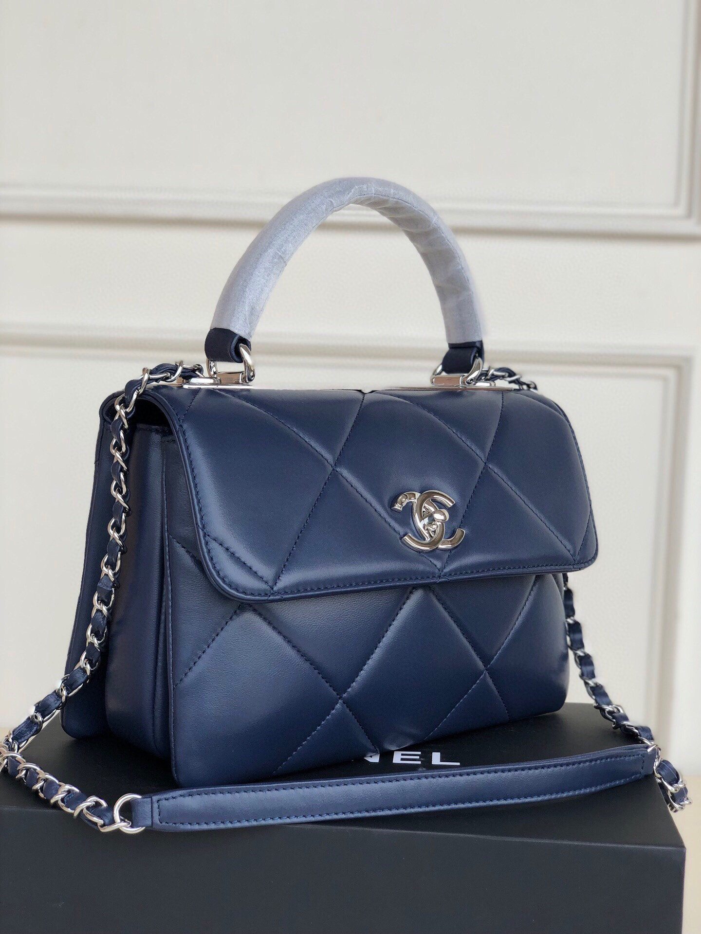 Ch**el FLAP BAG WITH TOP HANDLE 6.6 × 9.8 × 4.7 in