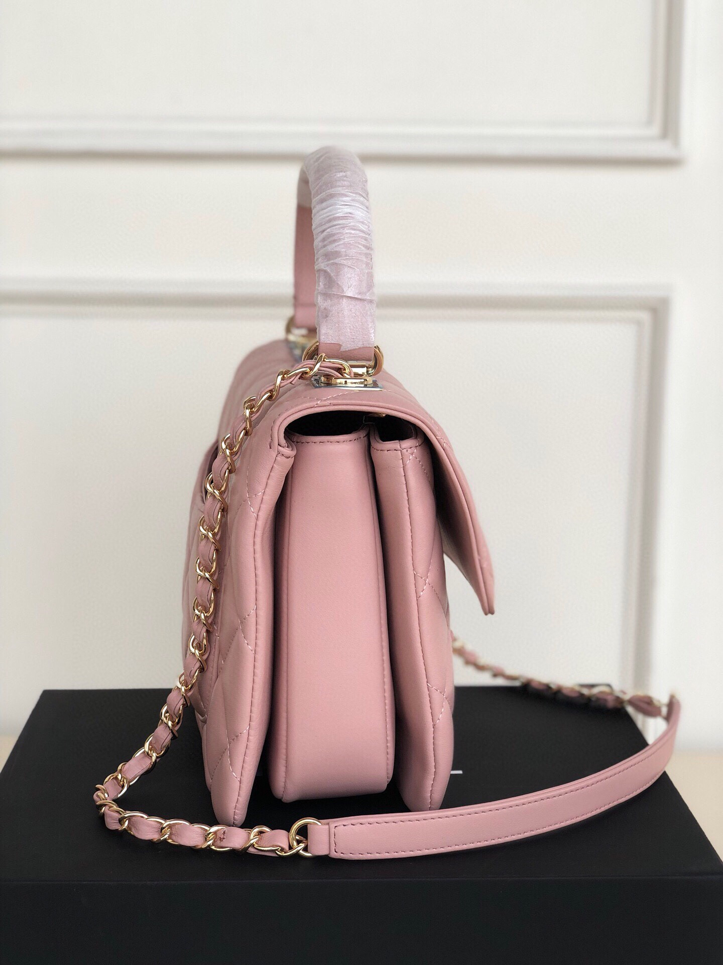 Ch**el FLAP BAG WITH TOP HANDLE 6.6 × 9.8 × 4.7 in