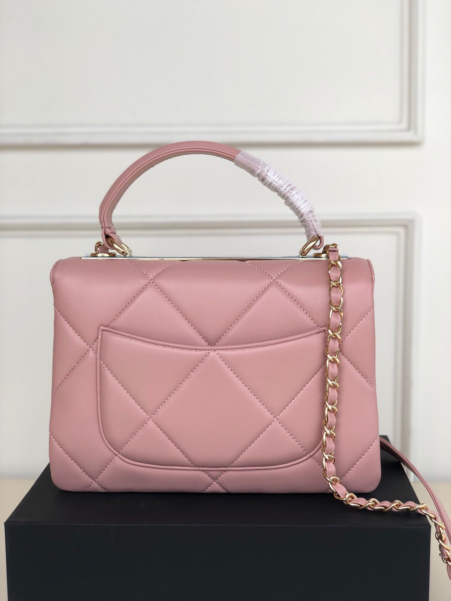 Ch**el FLAP BAG WITH TOP HANDLE 6.6 × 9.8 × 4.7 in