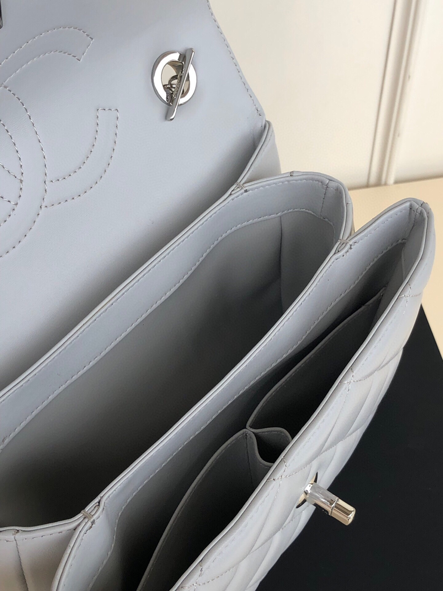 Ch**el FLAP BAG WITH TOP HANDLE 6.6 × 9.8 × 4.7 in