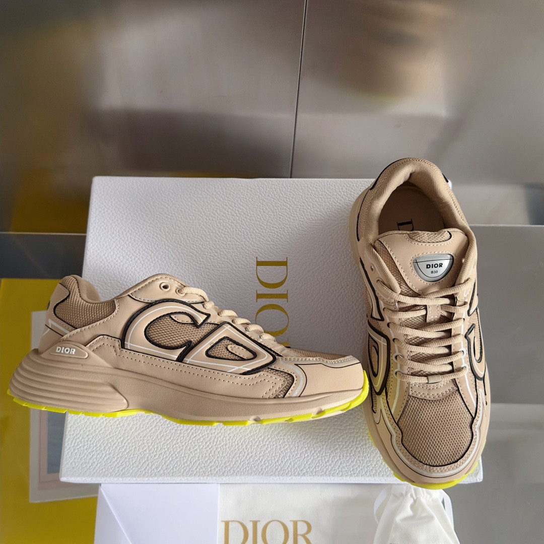 UA D10r B30 Sneaker Beige Mesh and Technical Fabric