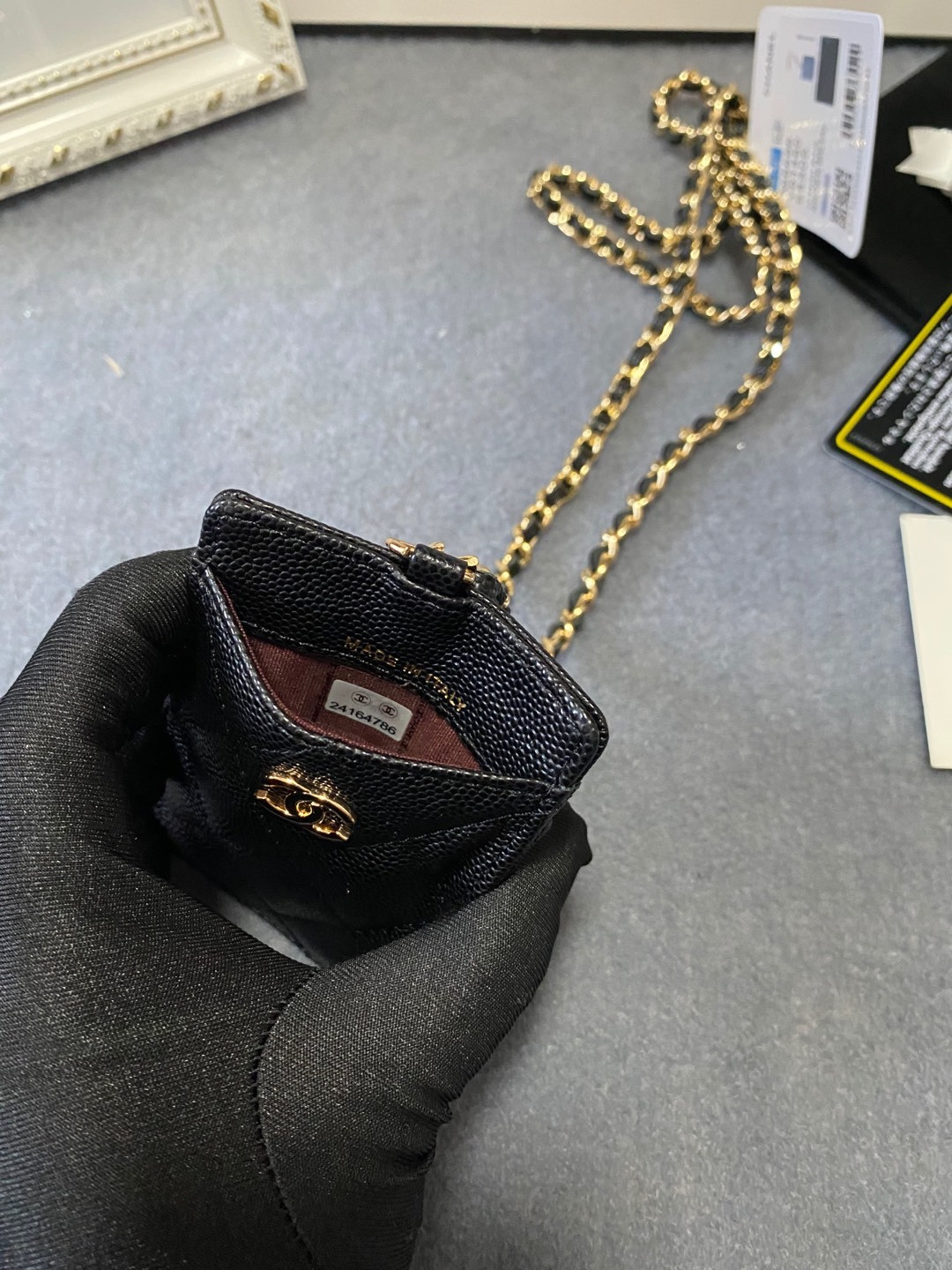 Ch**el CARD HOLDER 10.5 x7 x 0.5cm