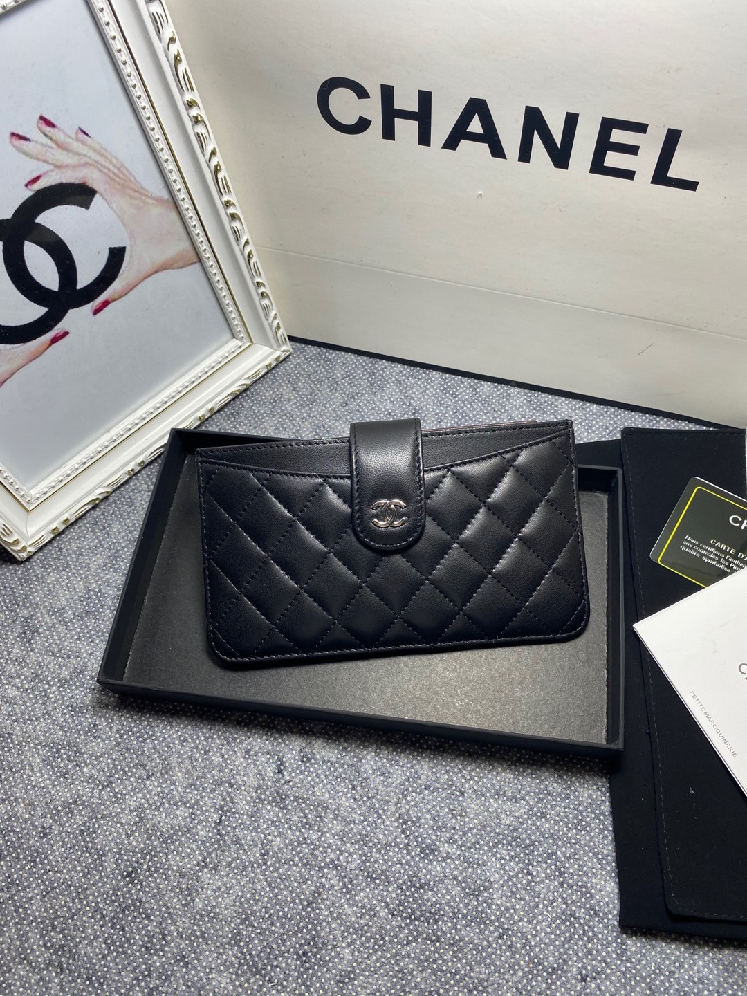 Ch**el CARD HOLDER 15-10cm