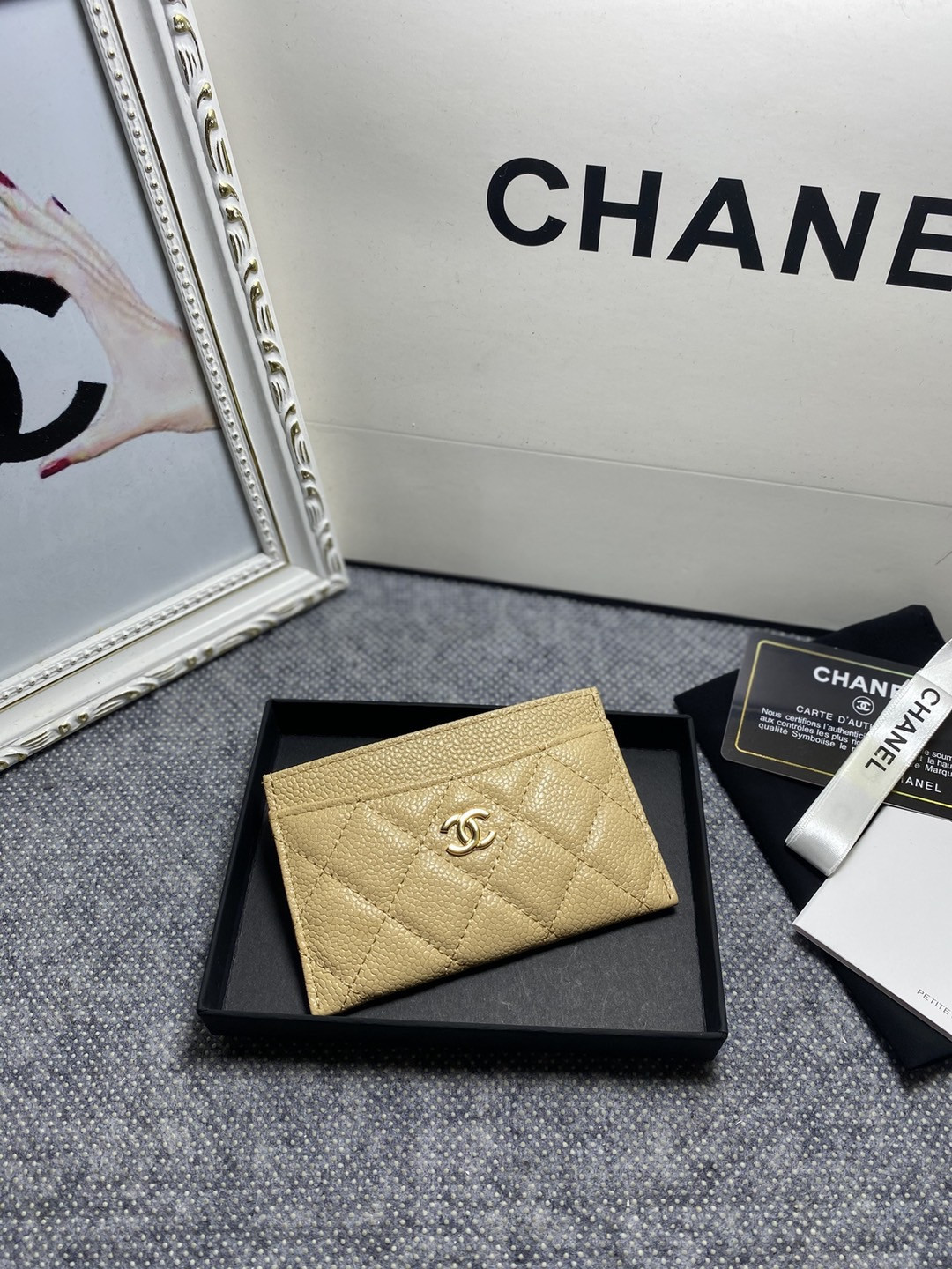 Ch**el CARD HOLDER 10cm