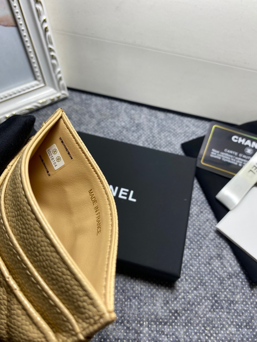 Ch**el CARD HOLDER 10cm